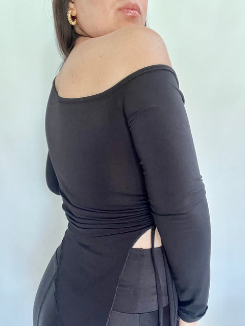 Polera Asimétrica Punta Negro