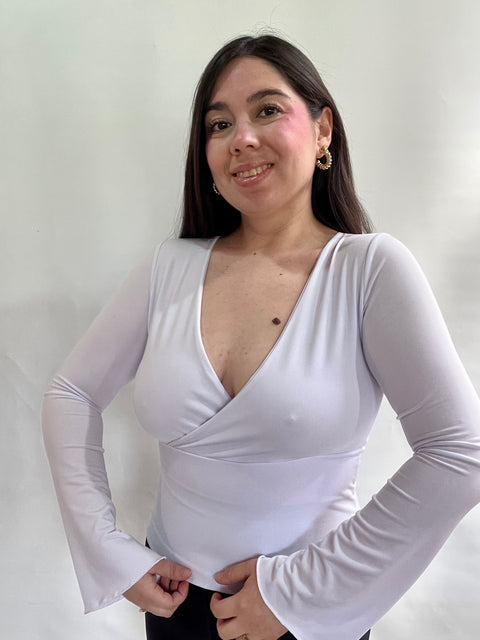 Polera Cruzada Campanada Blanca