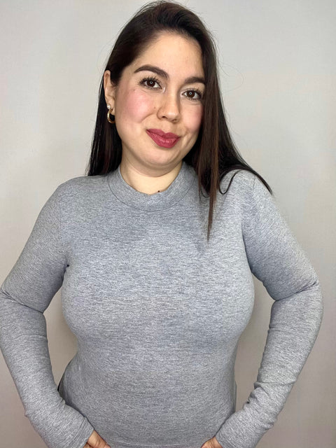 Polera Cuello Medio Beatle Gris Claro