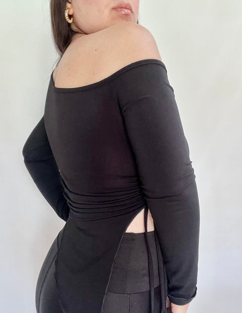 Polera Asimétrica Punta Negro