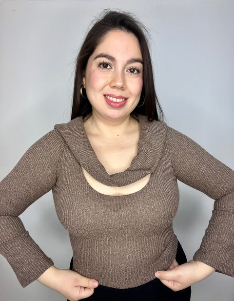 Top Cuello Ojal Café Arena