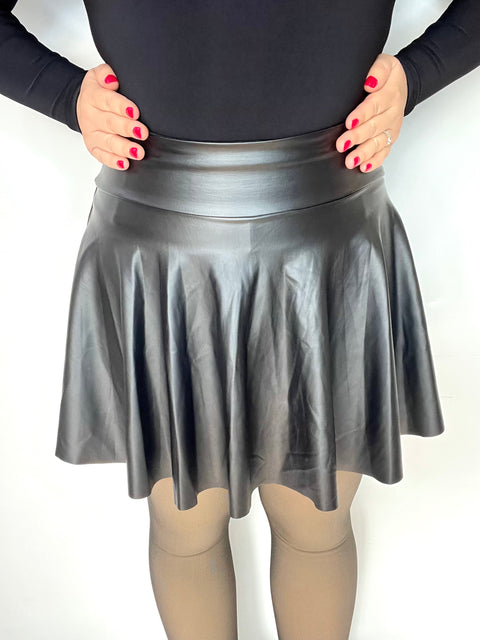 Falda Short Tableada Eco Cuero