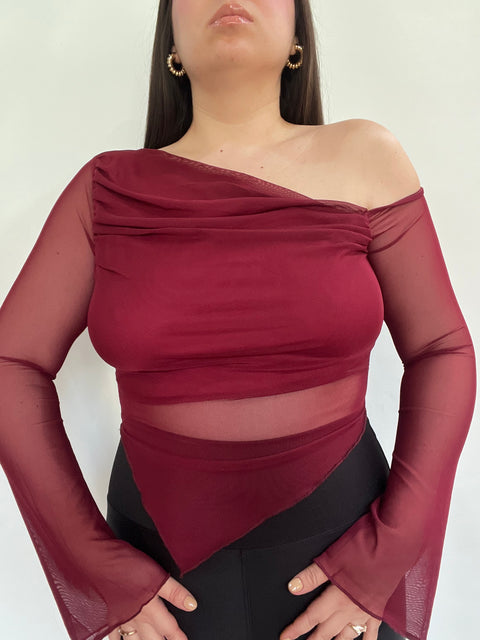Blusa Asimétrica Burdeo