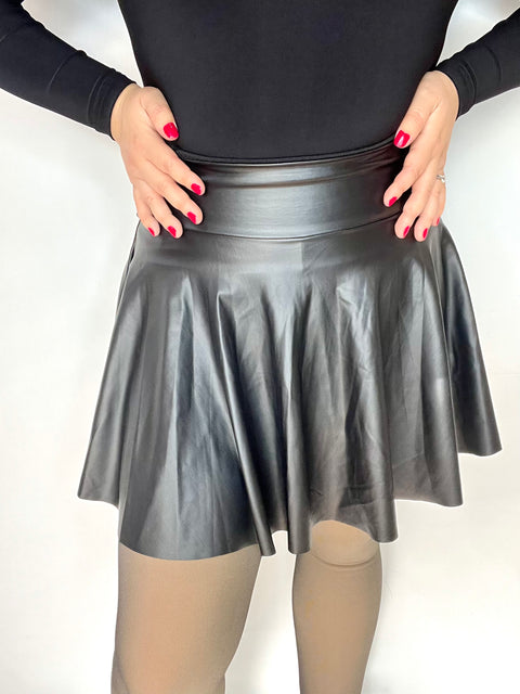 Falda Short Tableada Eco Cuero
