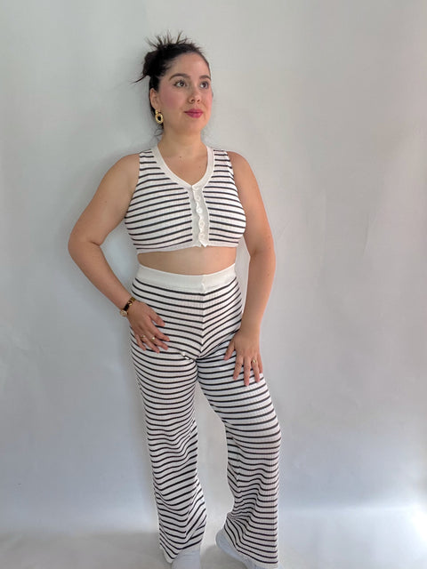 Conjunto Martina Rayas Blanco Gris