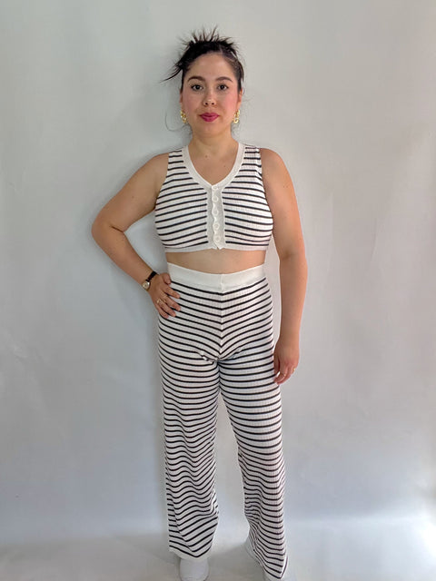 Conjunto Martina Rayas Blanco Gris