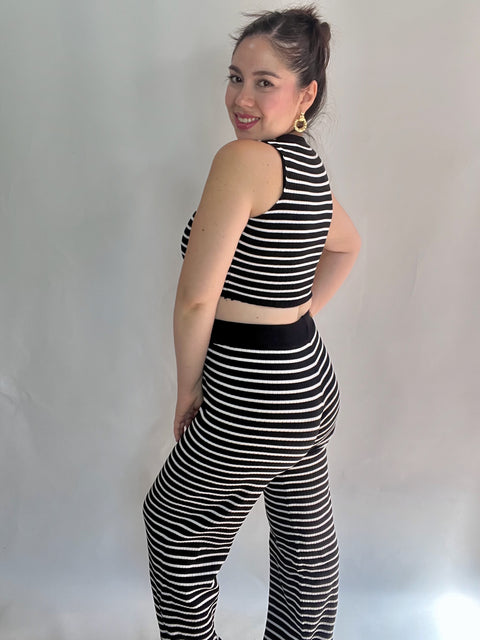 Conjunto Martina Rayas Negro Blanco