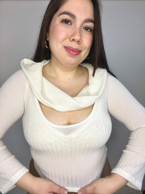 Top Cuello Ojal Blanco