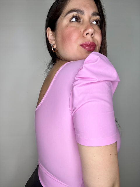 Body Escote U Manga Corta Princesa Rosado