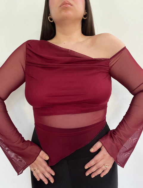 Blusa Asimétrica Burdeo