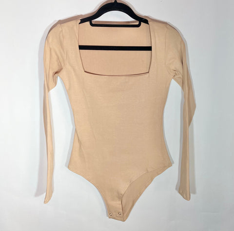 Body Escote Cuadrado Nudo