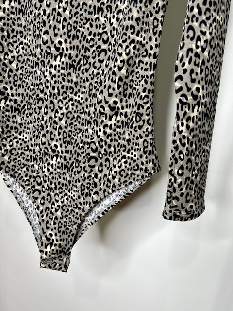 Body Beatle Leopardo Gris