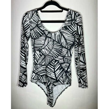 Body Doble Escote Manga Larga Hojas Blanco Negro